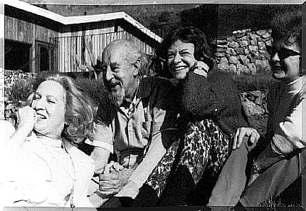 Fritz Perls with friends