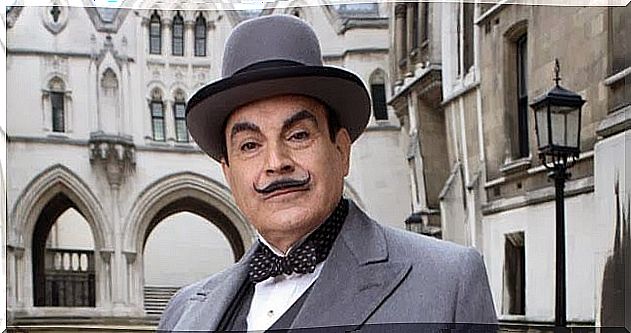 Hercule Poirot: learning to use gray cells